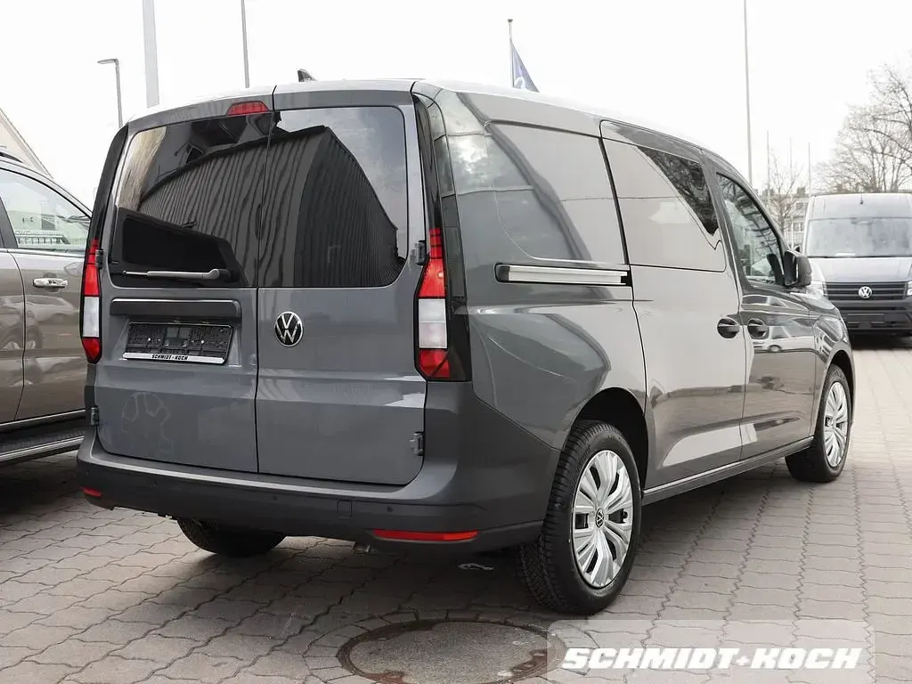 Usata VW Caddy 102 CV (75 kW) 2026 Grigio Monovolume