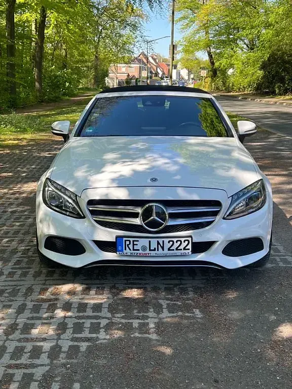 Gebraucht Mercedes C220 170 PS (125 kW) 2017 Weiß Cabrio