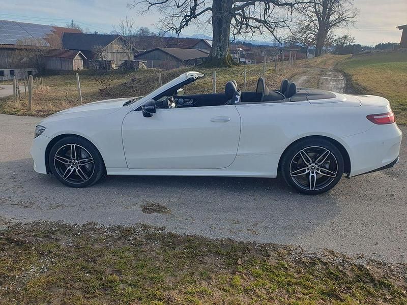 Gebraucht Mercedes E350 286 PS (210 kW) 2020 Weiß Cabrio