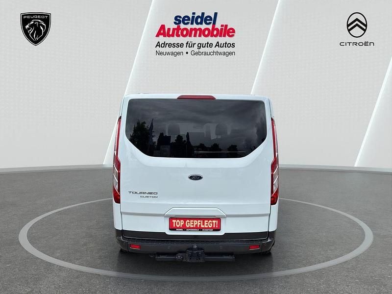Gebraucht Ford Tourneo Active 131 PS (96 kW) 2022 Weiß Kombi