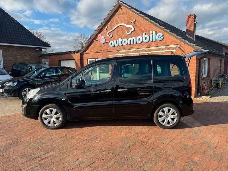 Gebraucht Citroën Berlingo SELECTION 110 PS (80 kW) 2018 Schwarz Van / Kleinbus