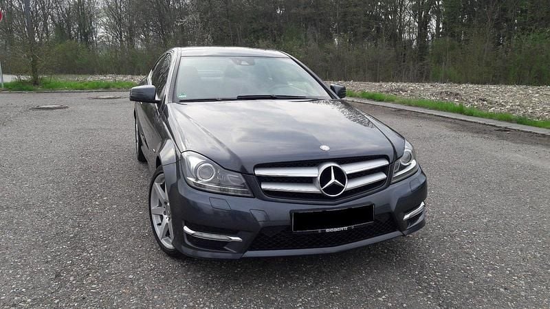 Gebraucht Mercedes C220 170 PS (125 kW) 2015 Grau Coupé