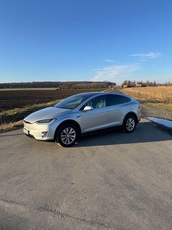 Gebraucht Tesla Model X 244 kW (332 PS) 2017 Silber SUV