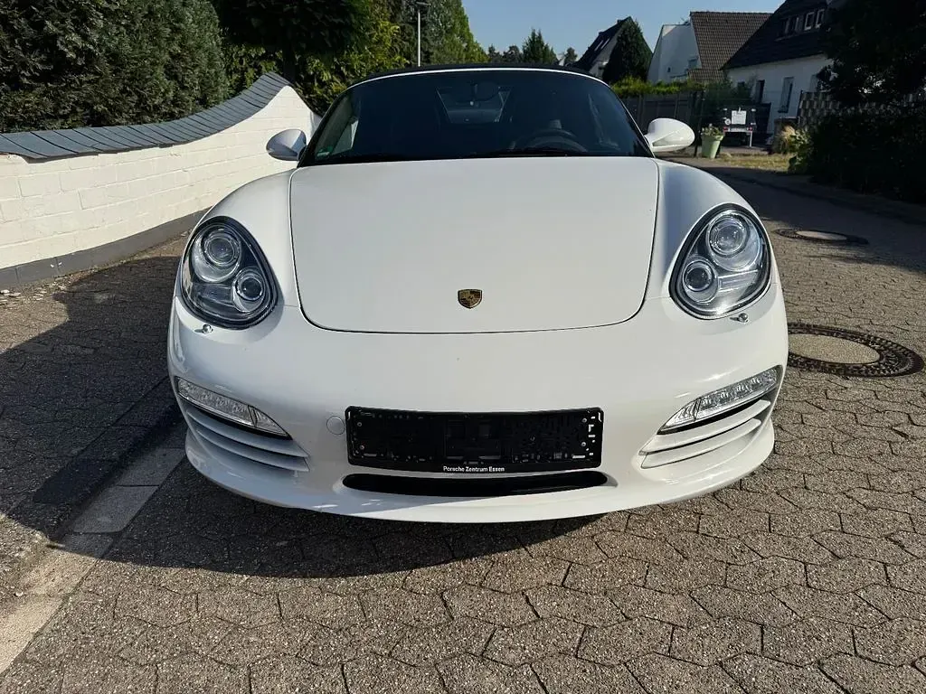 Gebraucht Porsche Boxster 256 PS (188 kW) 2011 Carraraweiss Cabrio