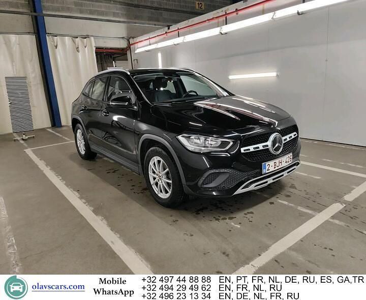 Gebraucht Mercedes GLA180 116 PS (85 kW) 2021 Schwarz SUV