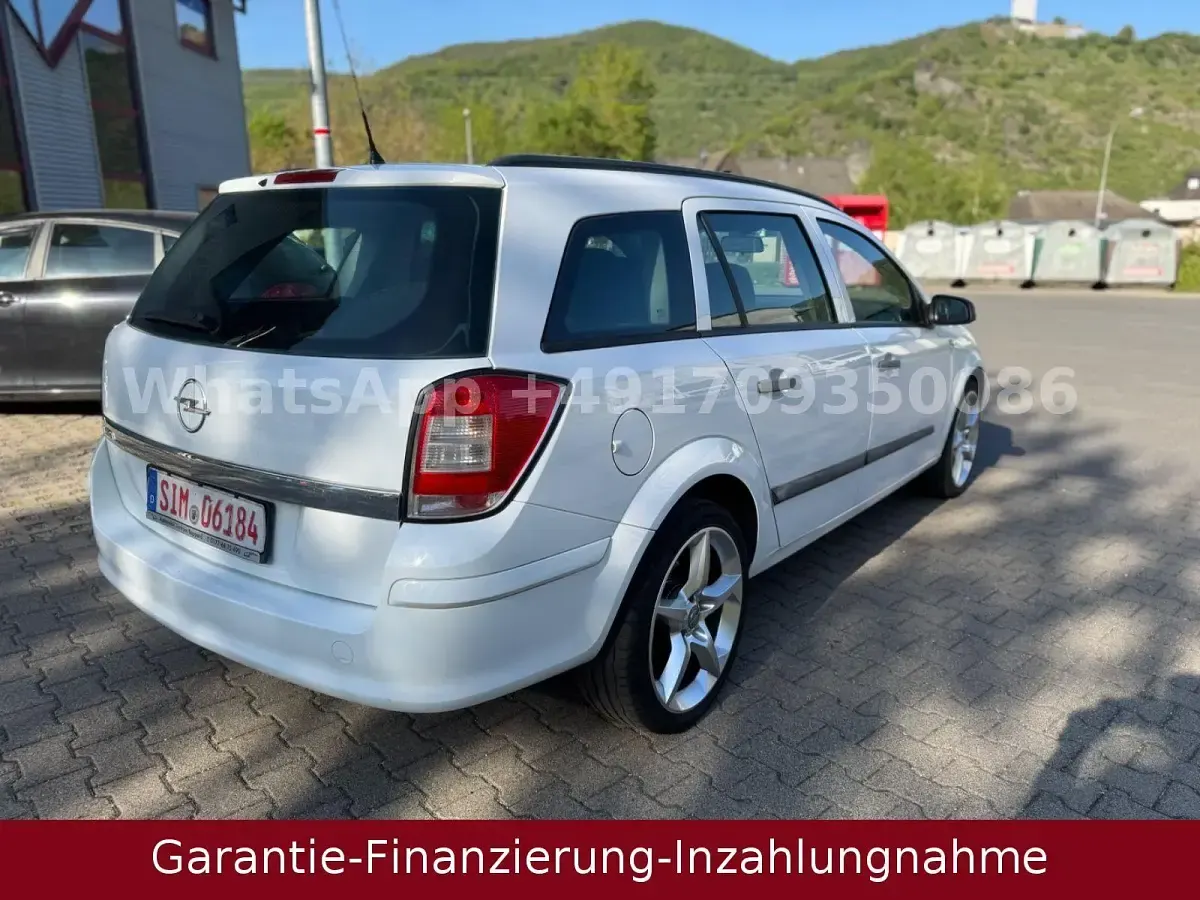 Gebraucht Opel Astra Selection 116 PS (85 kW) 2009 Weiß Kombi