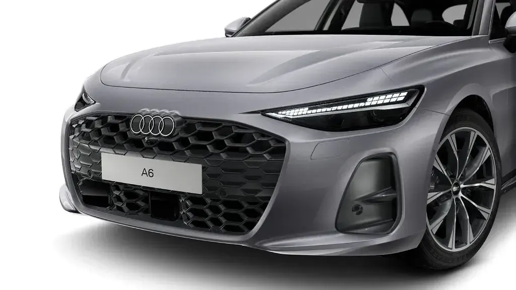 Gebraucht Audi A6 Advanced Plus 204 PS (150 kW) 2025 Florettsilber Kombi