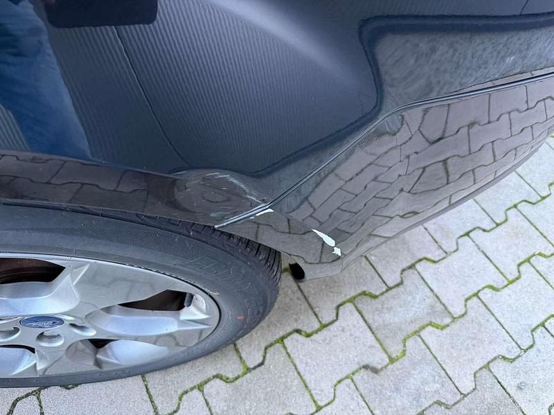 Gebraucht Ford S-MAX Titanium 200 PS (147 kW) 2011 Pantherschwarz metallic Van / Kleinbus