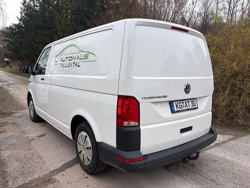 Gebraucht VW Transporter 150 PS (110 kW) 2021 Candyweiss Van