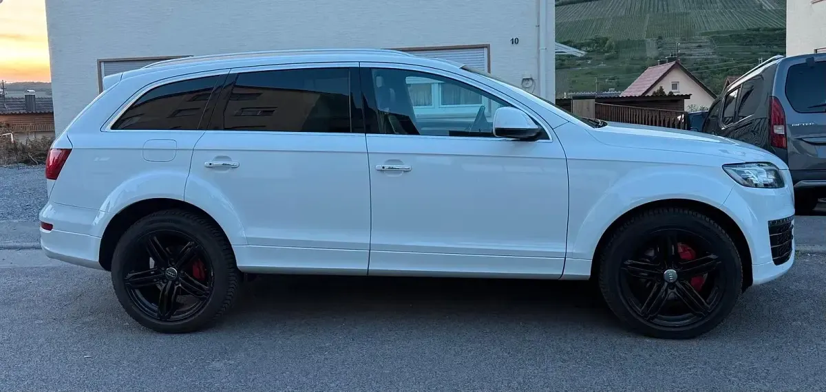 Używany Audi Q7 Ambiente 245 KM (180 kW) 2015 Biały SUV