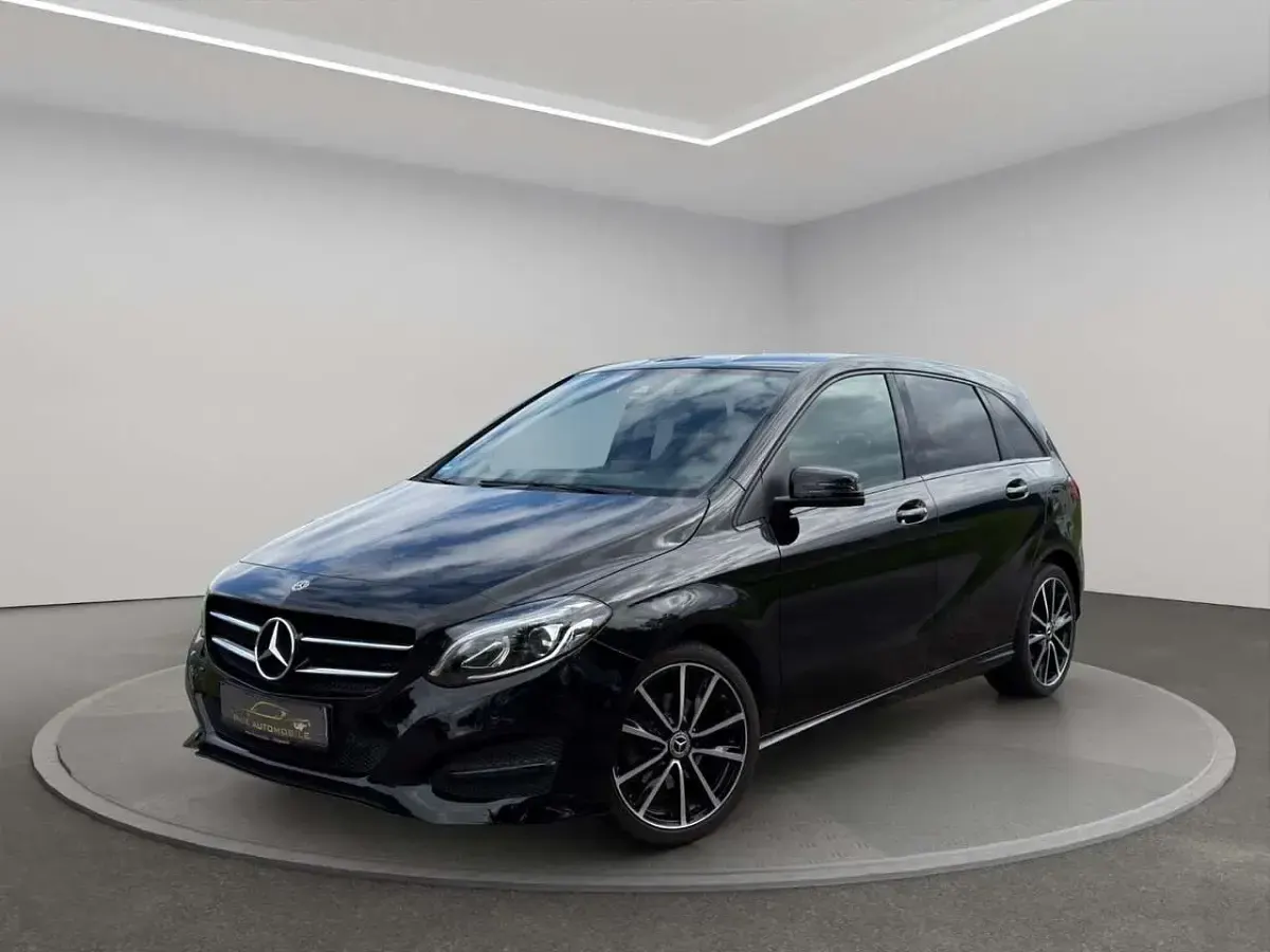 Gebraucht Mercedes B180 Edition 122 PS (89 kW) 2018 Schwarz Kleinwagen
