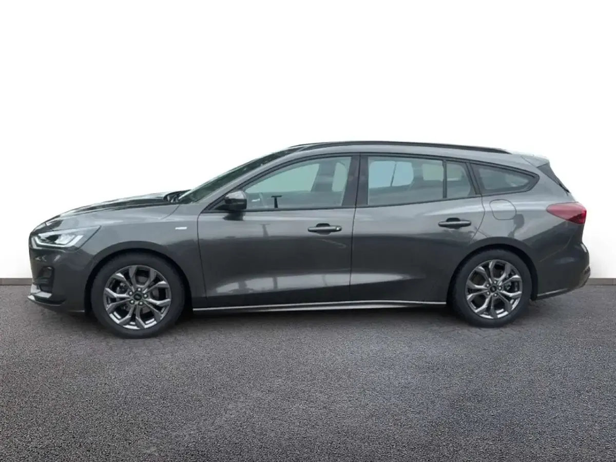 Gebraucht Ford Focus ST-Line 116 PS (85 kW) 2025 Magneticgrau (metallic) Kombi