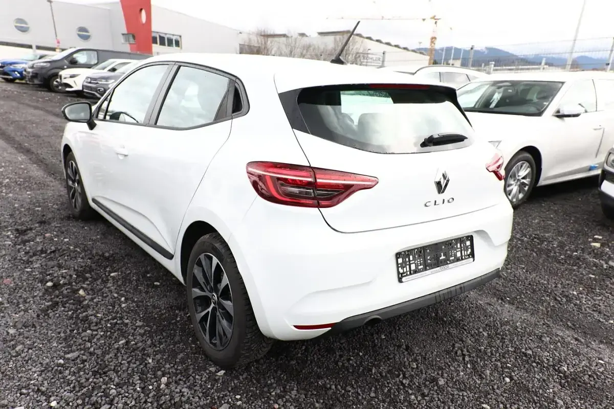 Begagnad Renault Clio V Equilibre 91 HK (66 kW) 2022 Vit