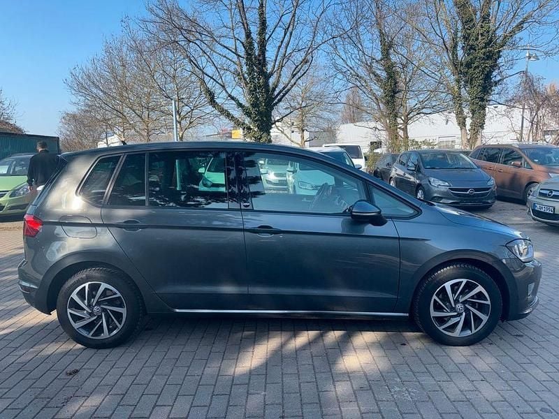 Gebraucht VW Golf Sportsvan 125 PS (91 kW) 2017 Grau Van / Kleinbus