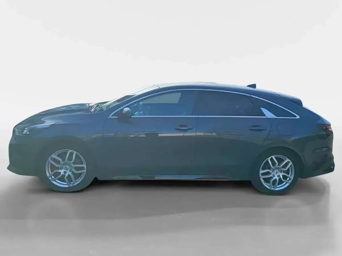 Używany Kia ProCeed GT 204 KM (150 kW) 2021 H8g dark penta metal m Kombi