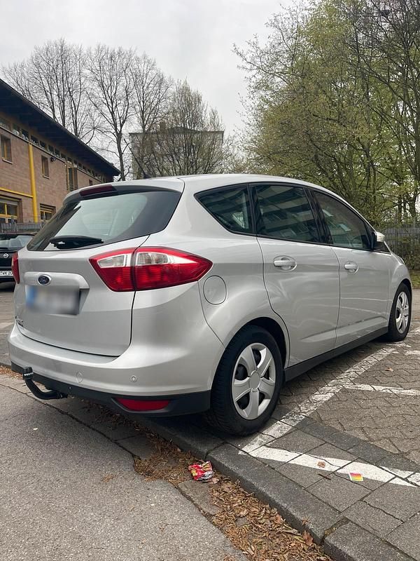 Gebraucht Ford C-MAX 140 PS (102 kW) 2013 Silber Van / Kleinbus