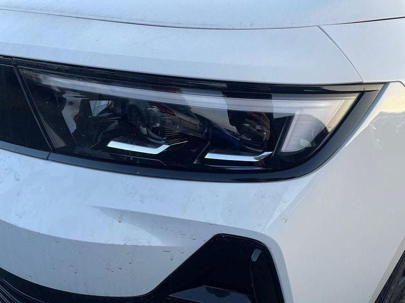 Gebraucht Opel Astra 131 PS (96 kW) 2024 Weiß Limousine