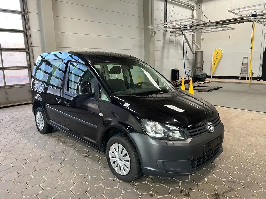 Gebraucht VW Caddy Team 75 PS (55 kW) 2015 Schwarz Van / Kleinbus