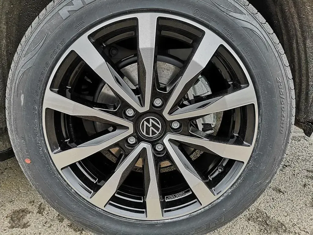 Neu VW Multivan Edition 150 PS (110 kW) 2026 Puregrey Van / Kleinbus