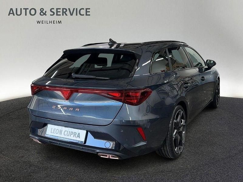 Neu Cupra Leon VZ 272 PS (200 kW) 2026 Grau Limousine