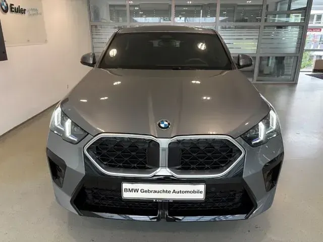 Gebraucht BMW X2 M Sport 170 PS (125 kW) 2025 Grau SUV