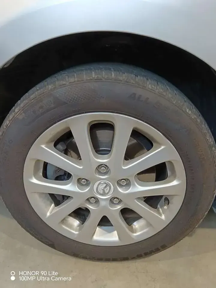 Gebraucht Mazda 5 Active 116 PS (85 kW) 2010 Van / Kleinbus