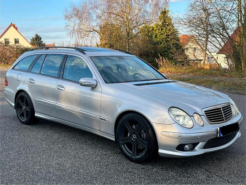 Silber Gebraucht 2003 Mercedes E320 AMG Kombi | 3.700 € (Superpreis) - Bild 1/4