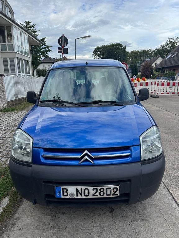 Blau Gebraucht 2006 Citroën Berlingo Advance Van / Kleinbus | 1.650 € (Fairer Preis) - Bild 1/4