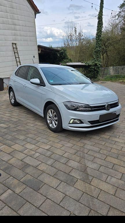 Gebraucht VW Polo Highline 95 PS (69 kW) 2019 Weiß Kleinwagen