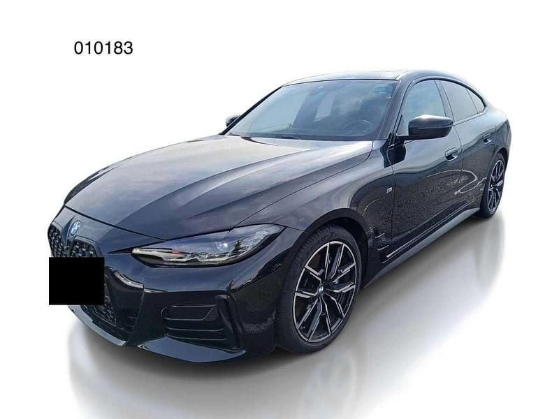 Saphirschwarz (metallic) Gebraucht 2023 BMW 420 Sport Line Coupé | 38.950 € (Fairer Preis) - Bild 1/4