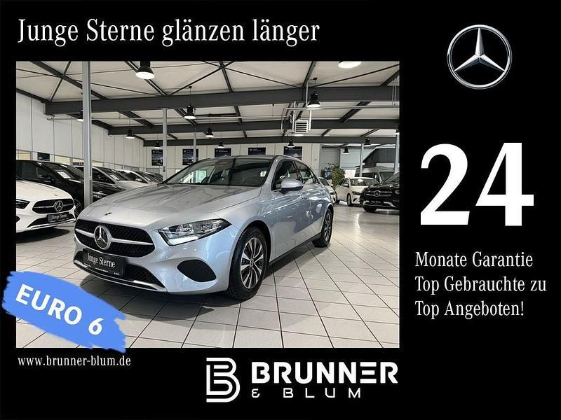 lack hightechsilber Gebraucht 2024 Mercedes A180 Limousine | 27.990 € (Guter Preis) - Bild 1/4