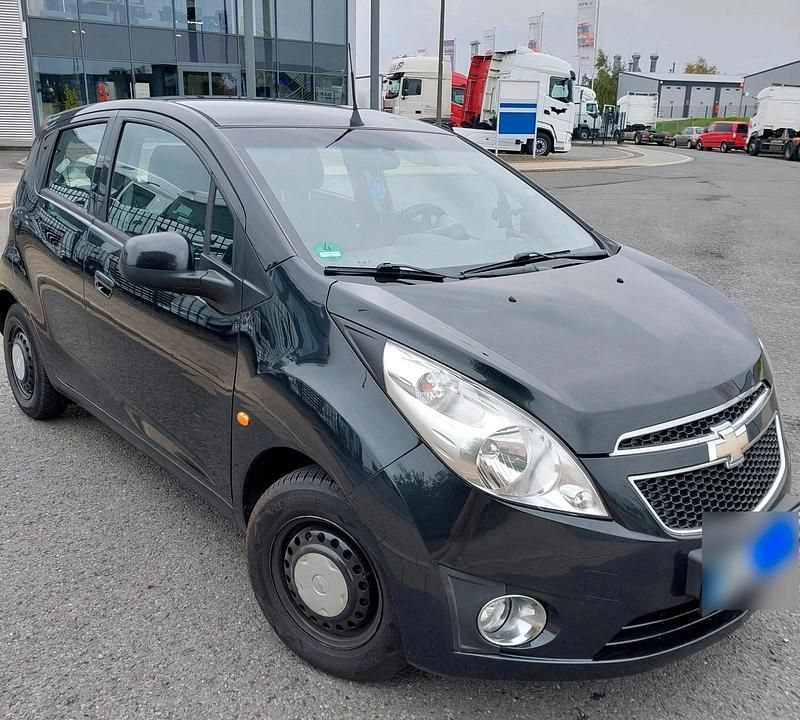 Second-hand Chevrolet Spark 68 CP (50 kW) 2012 Negru Hatchback