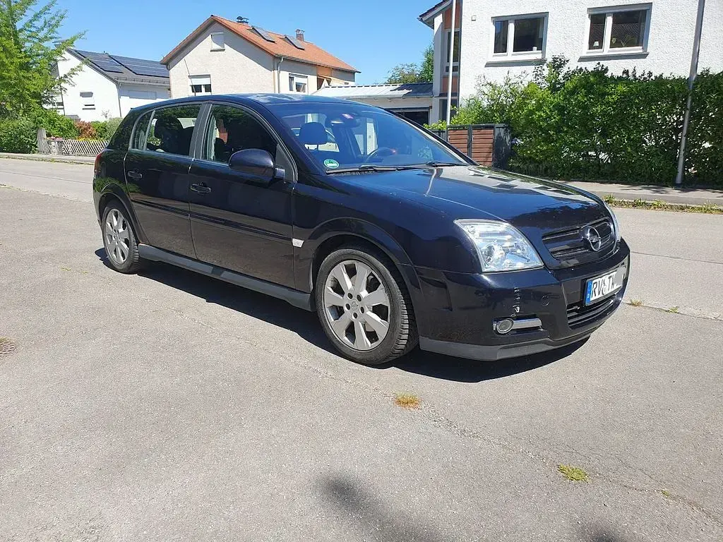 Gebraucht Opel Signum 211 PS (155 kW) 2004 Schwarz Kleinwagen