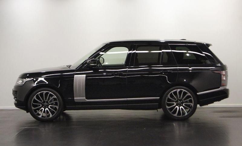 Gebraucht Land Rover Range Rover Vogue 340 PS (250 kW) 2014 Santorini black SUV