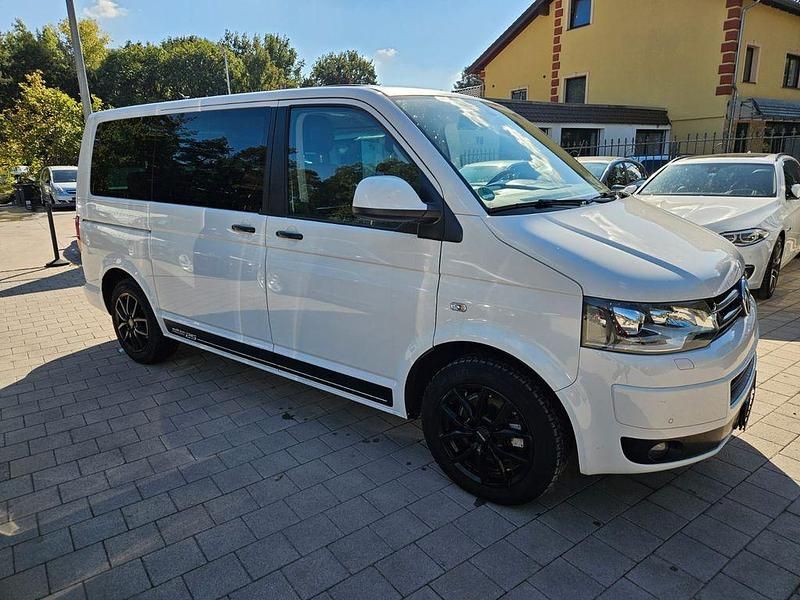 Weiß Gebraucht 2014 VW T5 Edition Van | 27.950 € (Teuer) - Bild 1/4