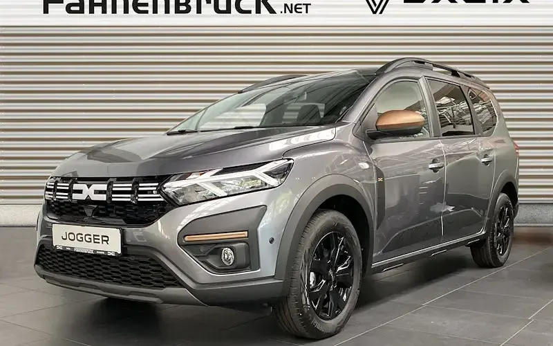 Neu Dacia Jogger Extreme 101 PS (74 kW) 2025 Grau Van / Kleinbus