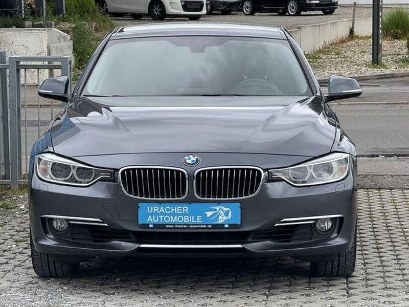 Gebraucht BMW 320 Luxury Line 135 PS (99 kW) 2012 Andere Limousine