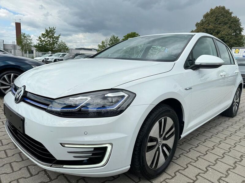 Weiß Gebraucht 2020 VW e-Golf Kleinwagen | 13.190 € (Guter Preis) - Bild 1/4