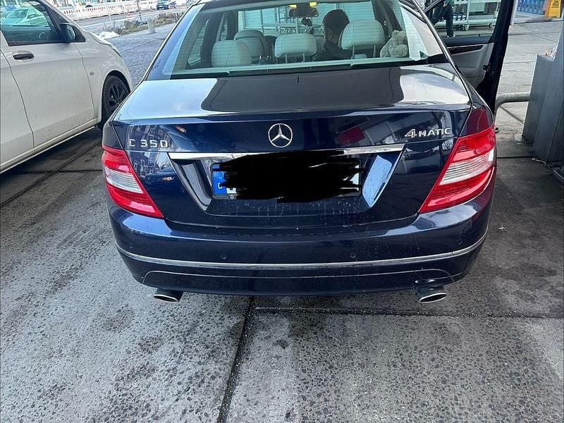 Gebraucht Mercedes C300 Elegance 231 PS (169 kW) 2010 Blau Limousine