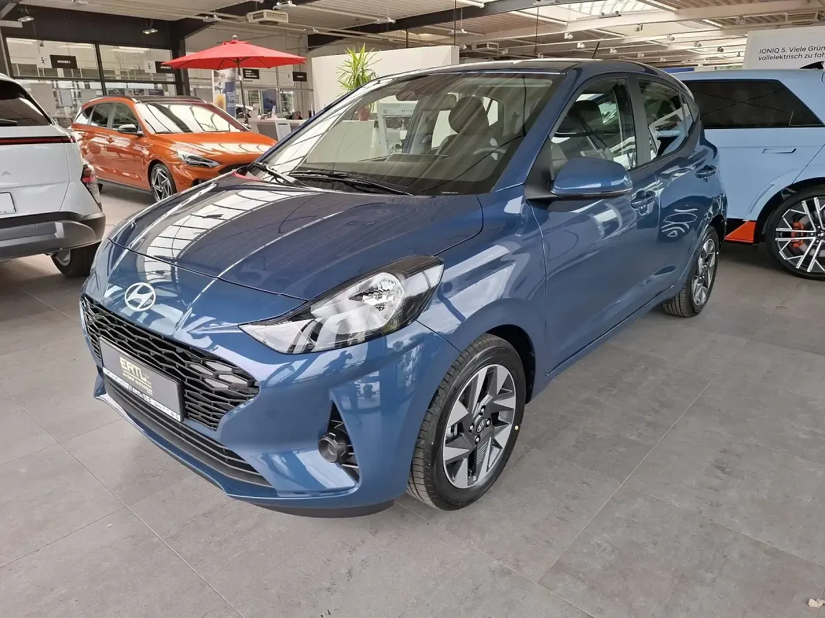 Neu Hyundai i10 Trend 63 PS (46 kW) 2025 Vibrant blue Kleinwagen