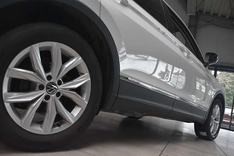 Gebraucht VW Tiguan Allspace 200 PS (147 kW) 2021 Weiß SUV