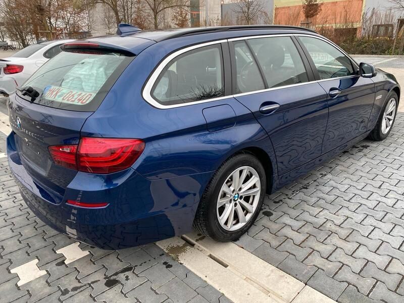 Gebraucht BMW 520 190 PS (139 kW) 2017 Blau Kombi