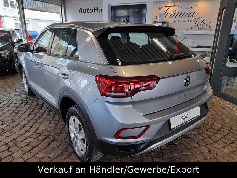 Gebraucht VW T-Roc Basis 110 PS (80 kW) 2023 Silber SUV