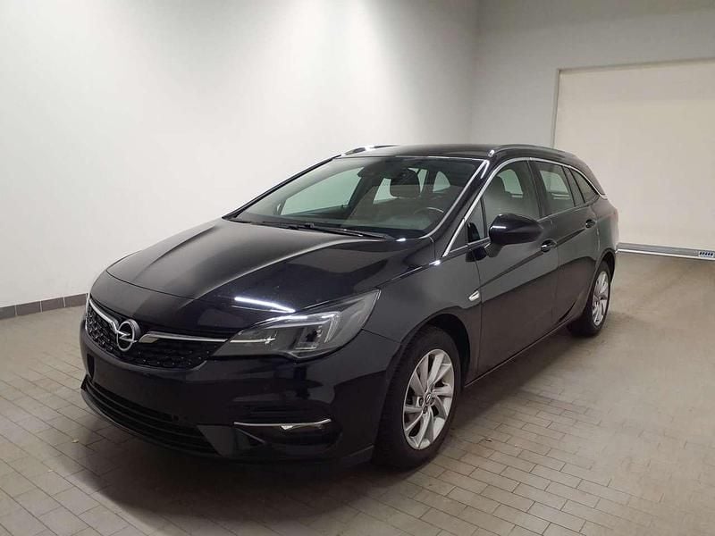 Gebraucht Opel Astra Basis 110 PS (80 kW) 2021 Onyx schwarz Kombi