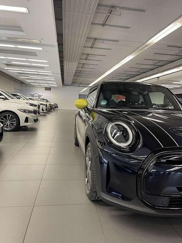 Gebraucht Mini Cooper SE 135 kW (184 PS) 2023 Kleinwagen