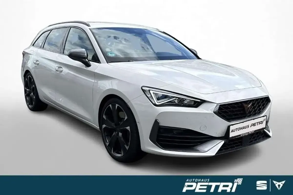 Gebraucht Cupra Leon VZ 245 PS (180 kW) 2024 Weiß Limousine