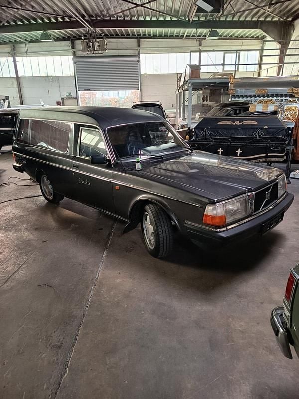 Gebraucht Volvo 245 110 PS (80 kW) 1984 Grau Kombi
