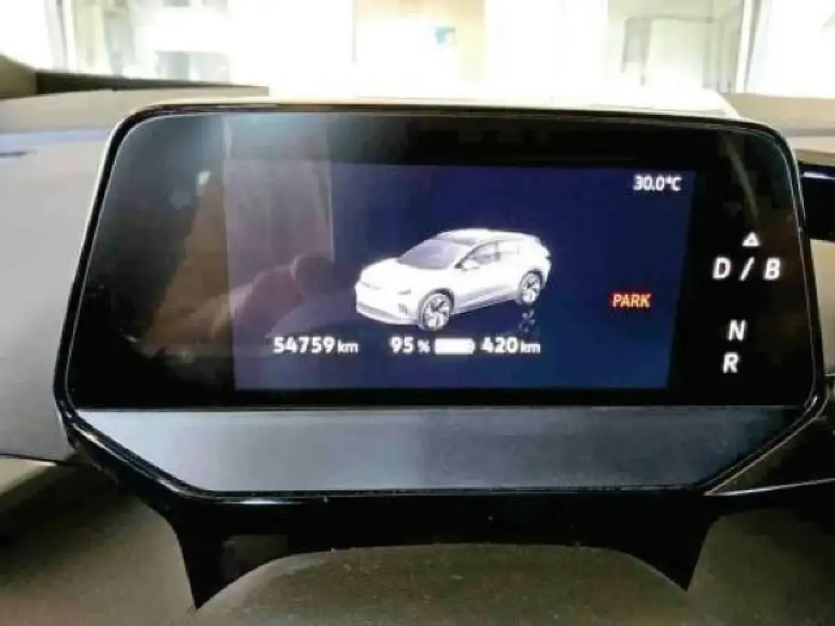 Gebraucht VW ID.4 Pro Performance 150 kW (204 PS) 2023 Mondsteingrau SUV
