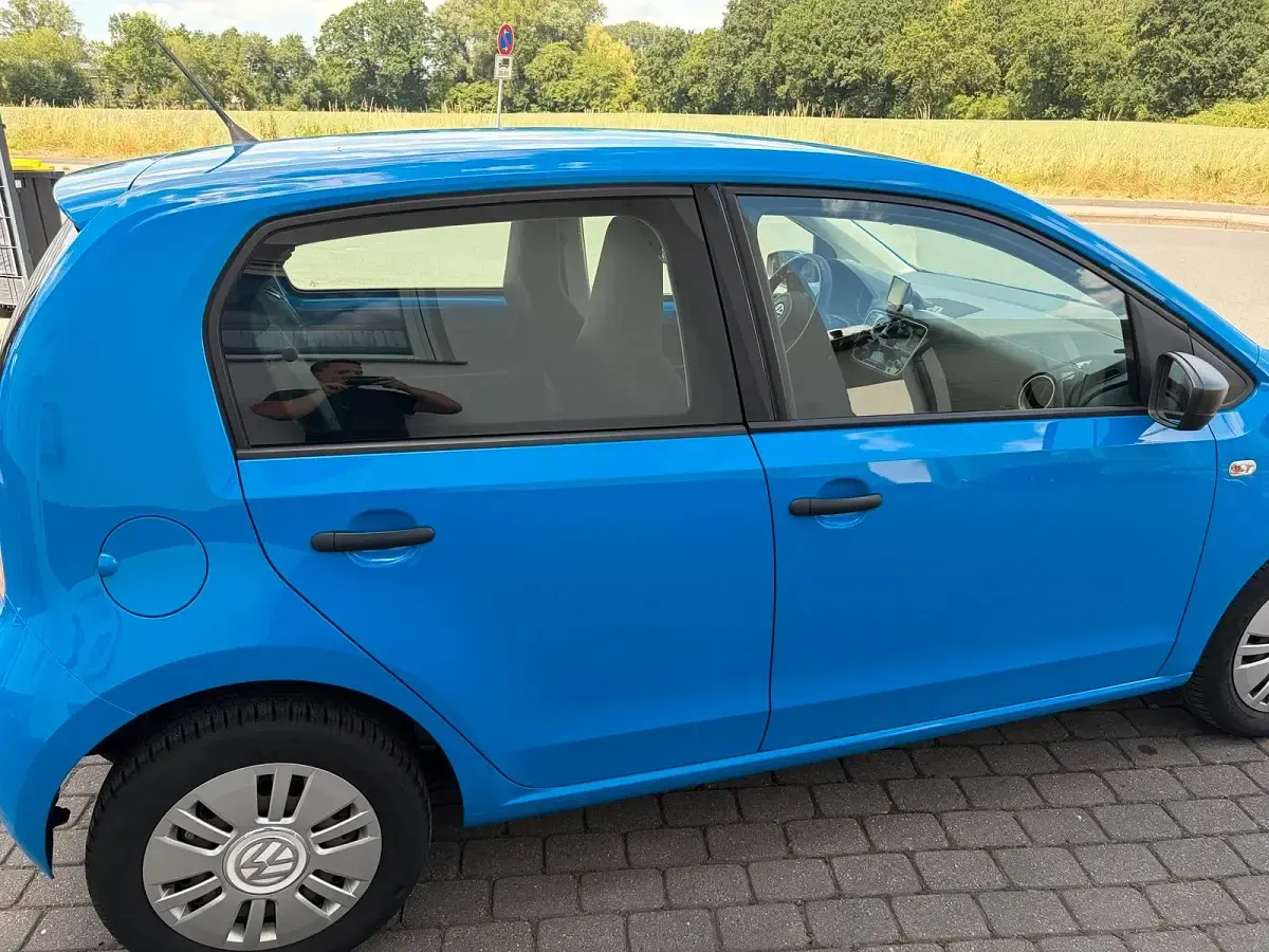 Gebraucht VW up! 68 PS (50 kW) 2014 Blau Kleinwagen