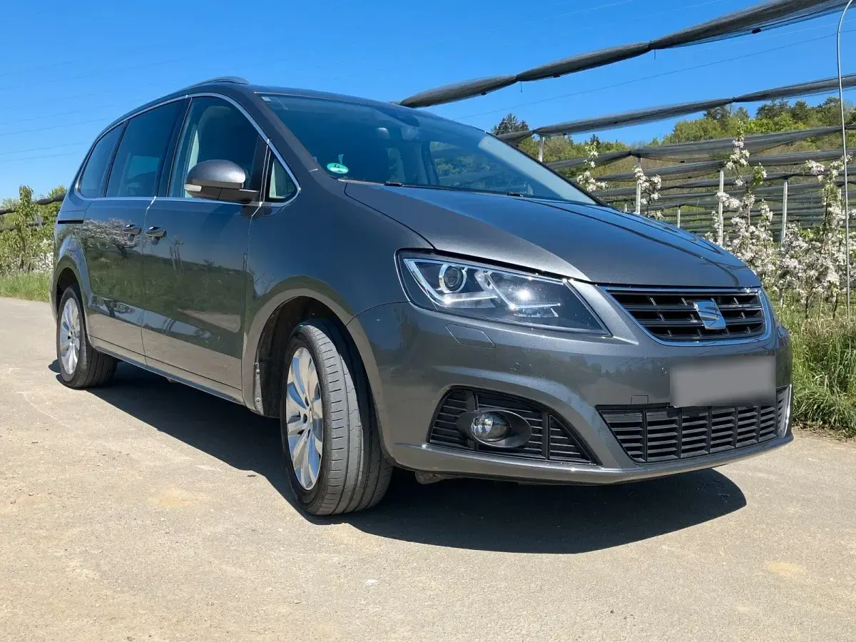 Gebraucht Seat Alhambra Style 150 PS (110 kW) 2016 Grau Van / Kleinbus